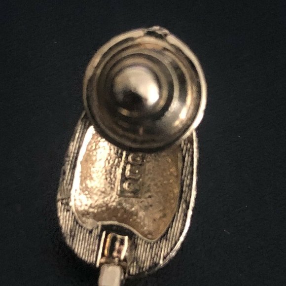 Vintage 70s Avon Midas Mouse Rhinestone Eyes Tail Gold Pin - Picture 6 of 9